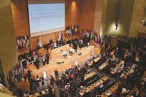 スイス・ジュネーブで開かれた国際労働機関（ＩＬＯ）の総会の様子を写した写真
